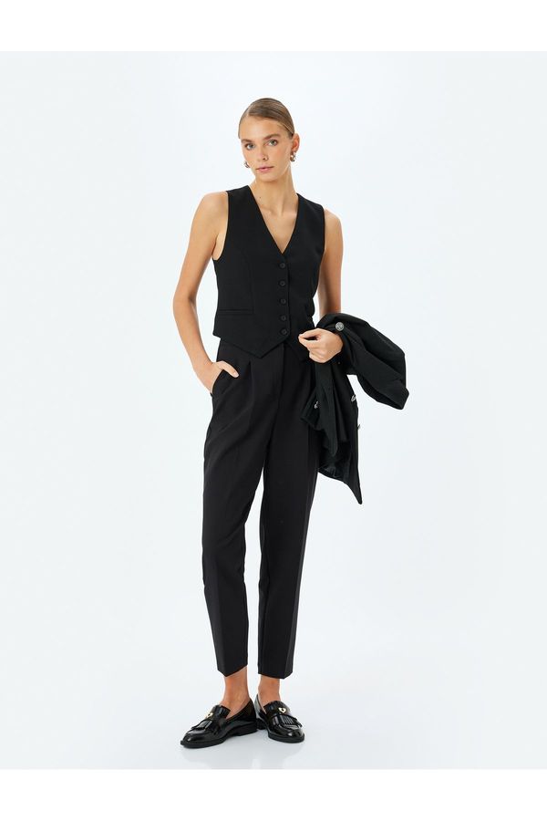 Koton Koton Pocket Pleat Detail High Waist Carrot Cut Fabric Trousers