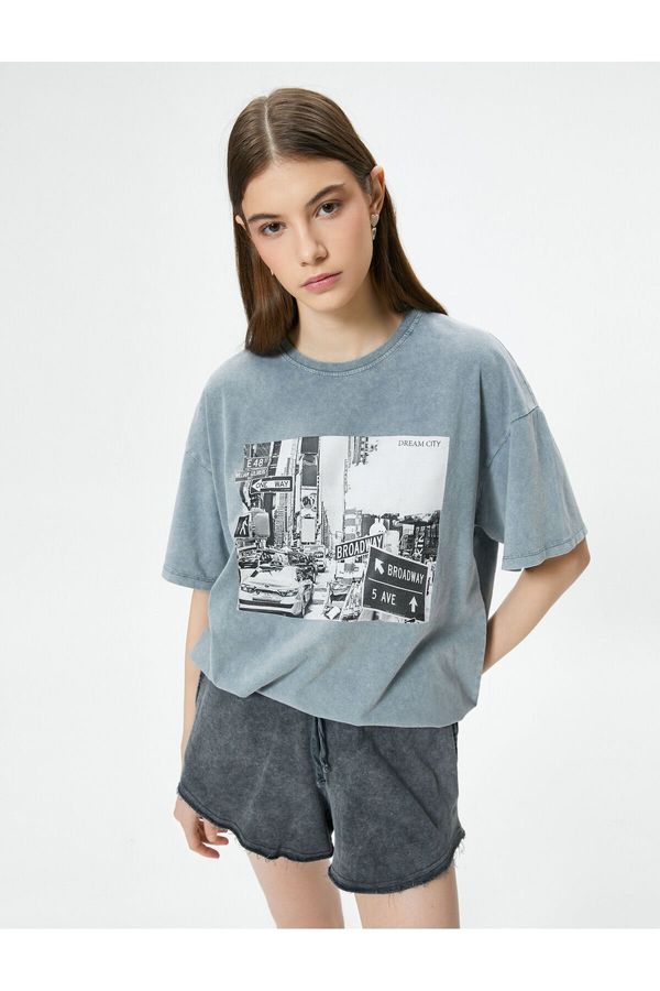 Koton Koton Printed Faded Effect T-Shirt Short Sleeve Crew Neck Comfort Fit Cotton