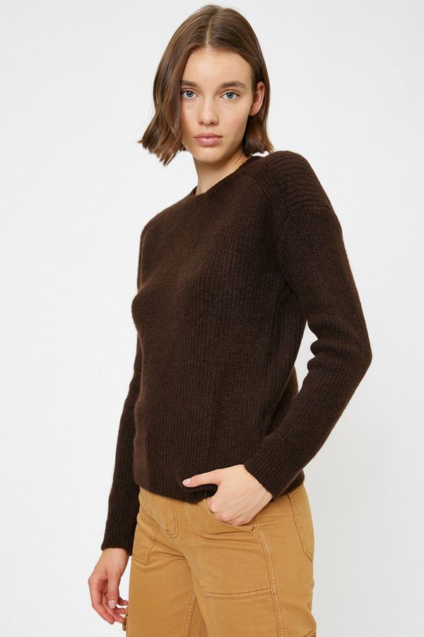Koton Koton pulover - rjava - redno prileganje