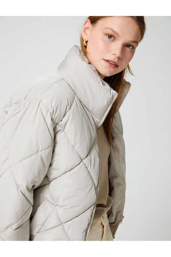 Koton Koton Short Down Coat High Neck Faux Fur Coat Zippered With Pocket