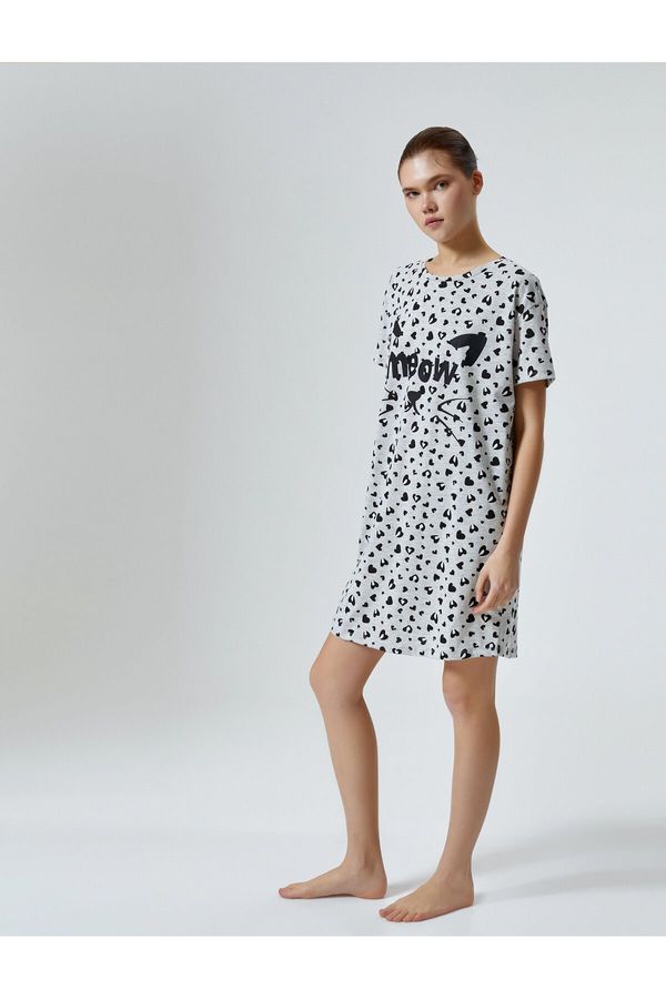 Koton Koton Short Sleeve Nightgown Cat Printed Crew Neck