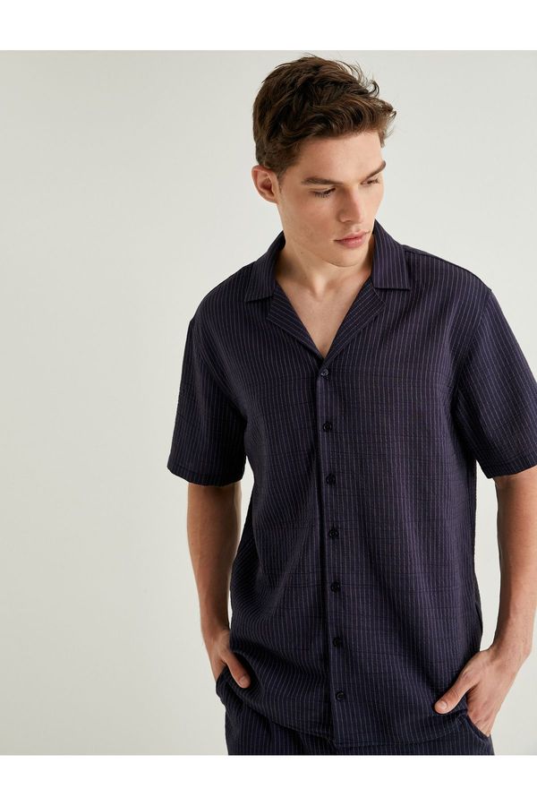 Koton Koton Short Sleeve Shirt with Turn-down Collar Buttons