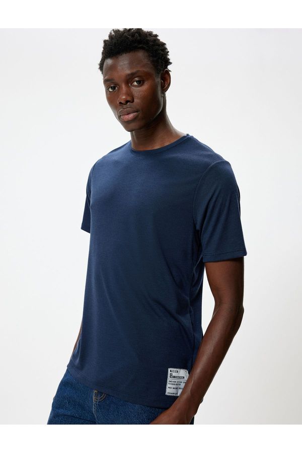 Koton Koton Short Sleeve T-Shirt Crew Neck Label Detailed