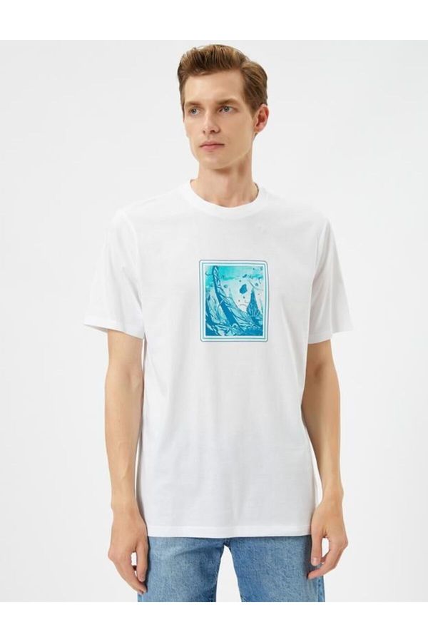 Koton Koton T-Shirt with a Print on the Back Crew Neck Short Sleeve Cotton