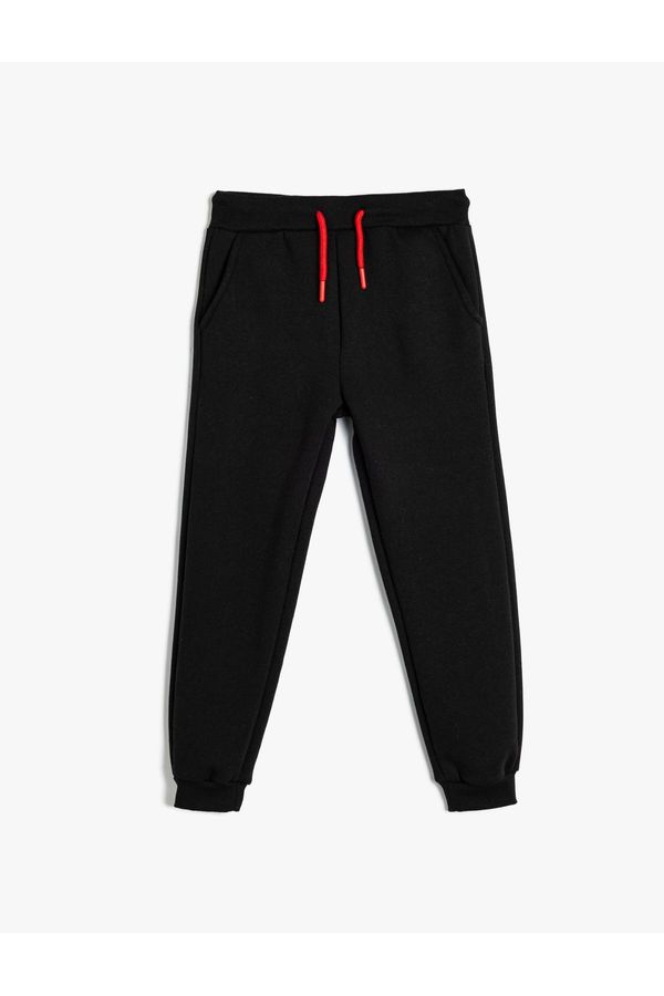 Koton Koton Tied Waist Pocket Detailed Jogger Sweatpants