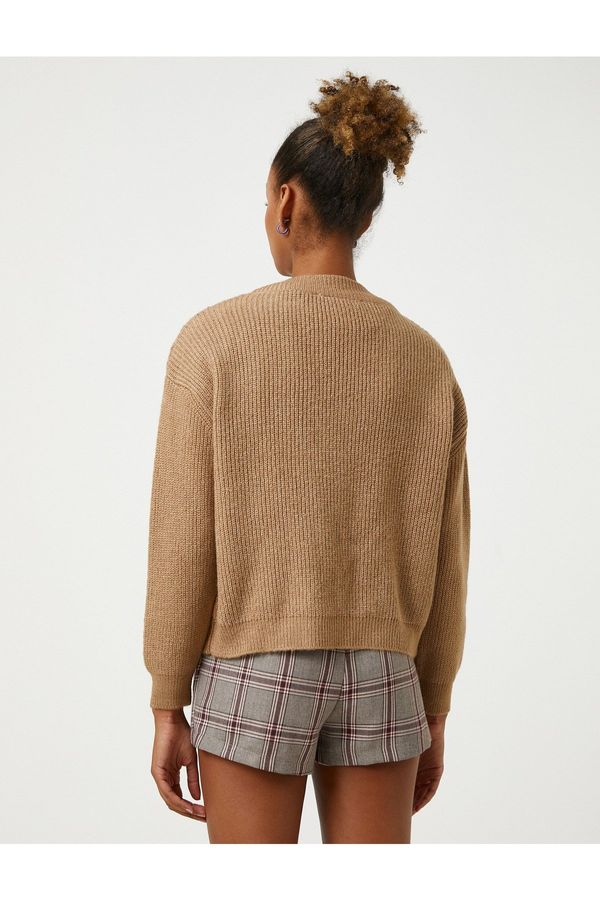 Koton Koton V-vrat pleten pulover z dolgimi rokavi