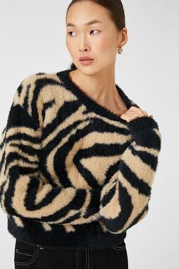 Koton Koton Ženski dolgi rokav Zebra Print Plišasti pulover 3wak90174ht