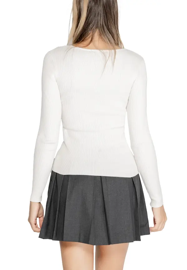 Morgan De Toi Krilo Morgan De Toi