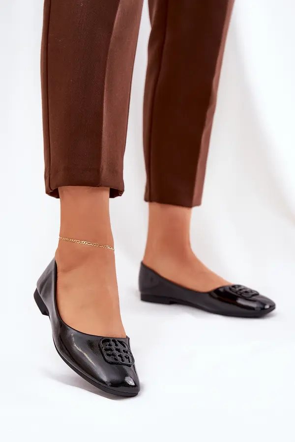 VINCEZA Lacquered Elegant Women's Ballet Flats With Decorative Detail Black Vinceza 17377