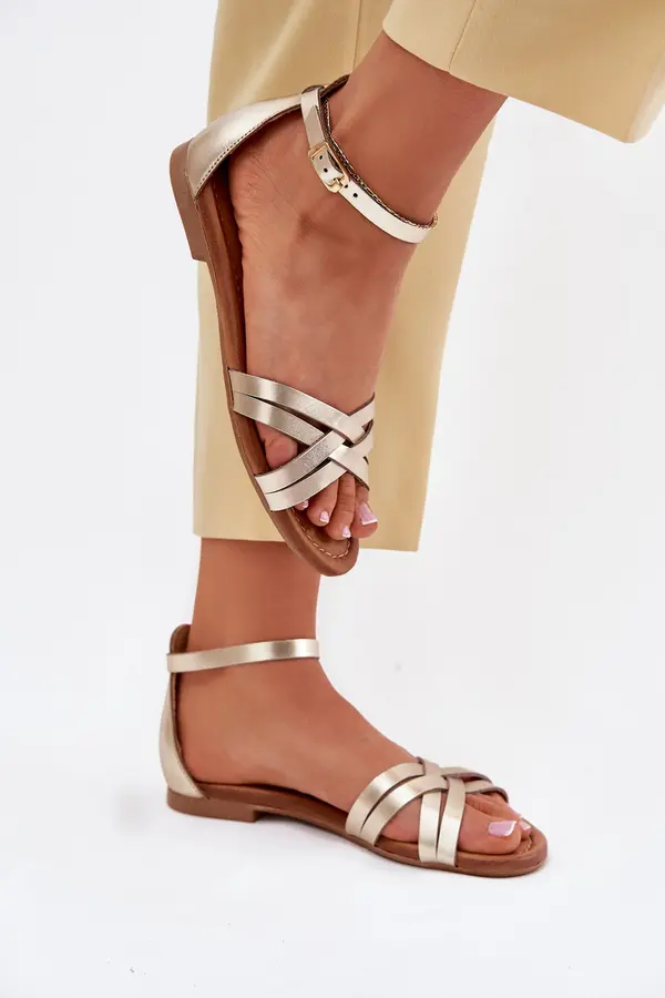 Maciejka Ladies leather sandals on flat heel Maciejka