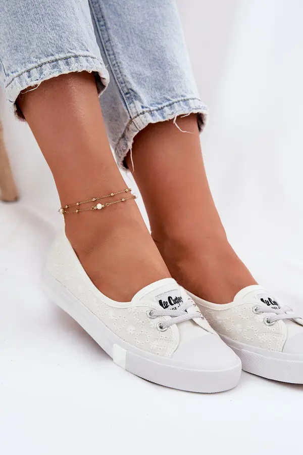 Lee Cooper Ladies Sneakers With Embroidery Lee Cooper White