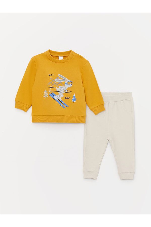 LC Waikiki LC Waikiki Crew Neck Long Sleeve Printed Baby Boy Sweatshirt and Tracksuit Bottom 2-Piece Set