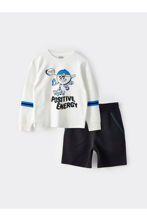 LC Waikiki LC Waikiki Crew Neck Printed Long Sleeve Boys' Sweatshirts and Shorts.