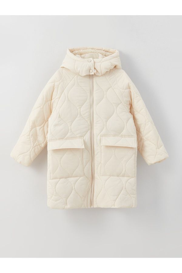 LC Waikiki LC Waikiki Girls Quilted Hooded Coat