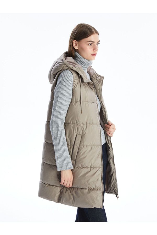 LC Waikiki LC Waikiki Lw - Hooded Women's Puffer Vest