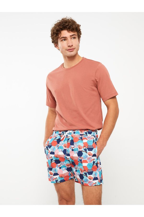 LC Waikiki LC Waikiki Men's Shorts with Printed Marine Shorts