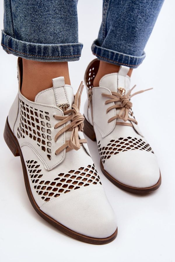 Zazoo Leather Cut-Out Boots Zazoo 2704 White