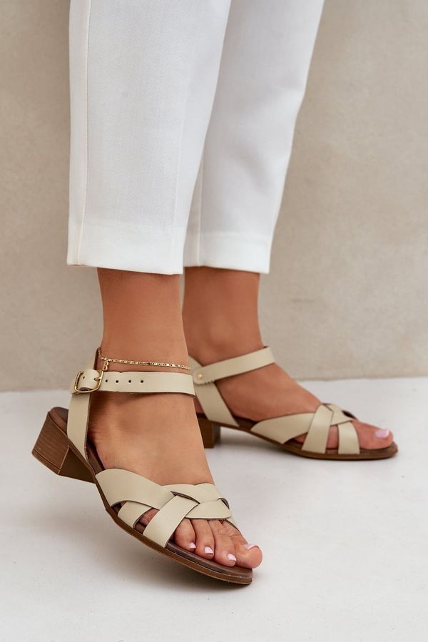 Zazoo Leather Sandals On A Delicate Heel Light Beige Zazoo 40372