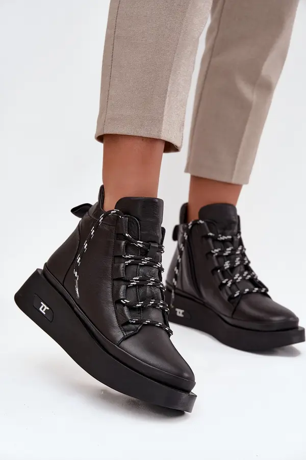 ARTIKER Leather Women's Platform Boots with Lining Artiker