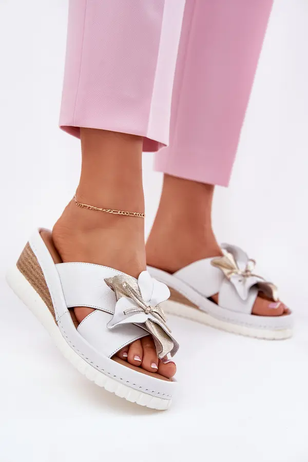 ARTIKER Leather Women's Wedge Sandals With Decorative Flower Artiker 52C0537 White