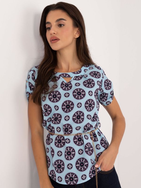 Fashionhunters Light blue formal blouse with cutout