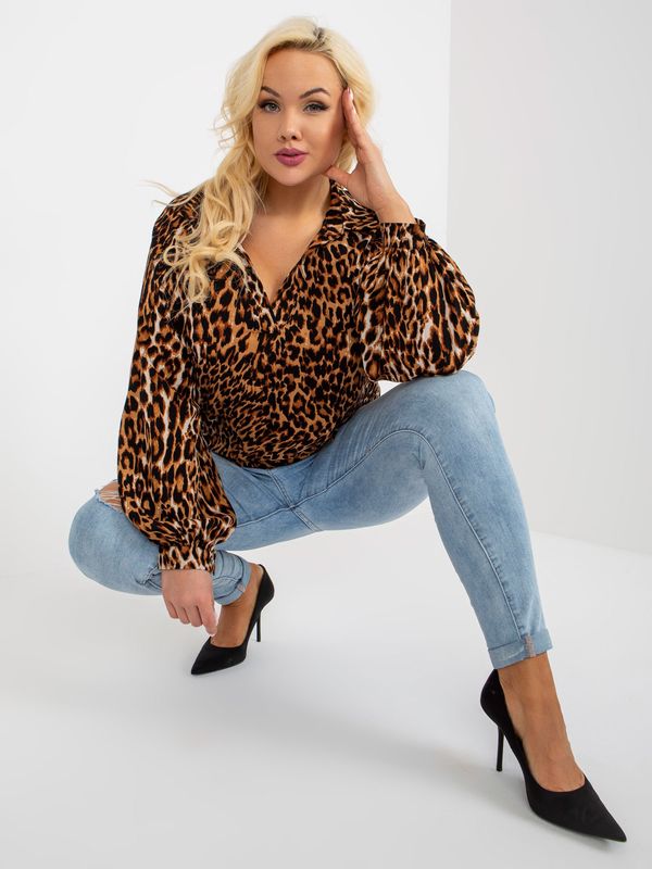 Fashionhunters Light brown and black oversized shirt blouse with leopard pattern