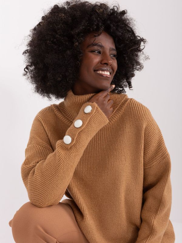 Fashionhunters Light brown turtleneck with a loose fit