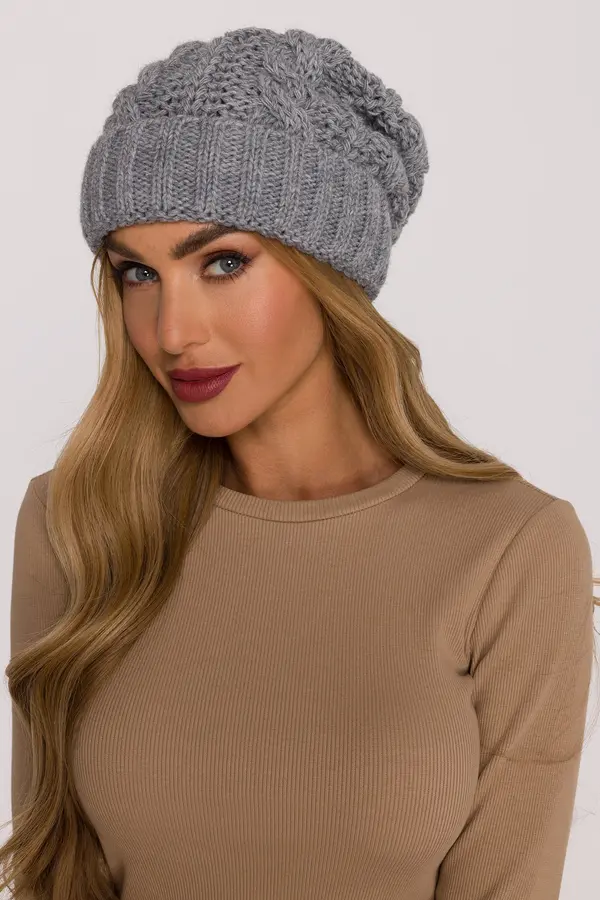 Made Of Emotion Made Of Emotion Woman's Beanie made of cable-knit yarn - grey