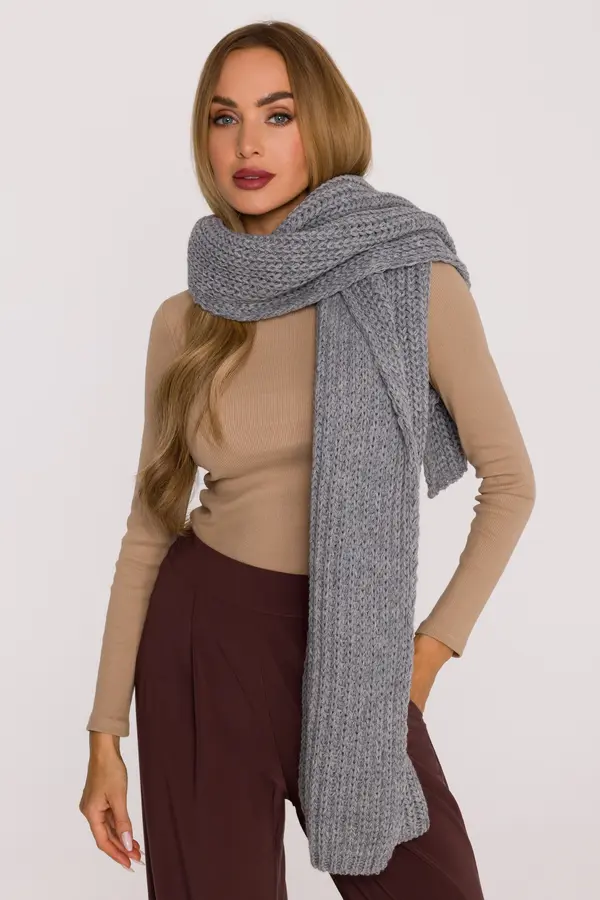 Made Of Emotion Made Of Emotion Woman's Long scarf made of soft, ribbed-knit yarn - grey