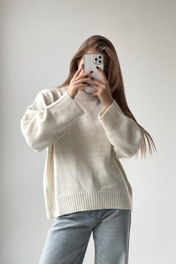 Madmext Madmext Ecru Crew Neck Oversize Knitwear Sweater