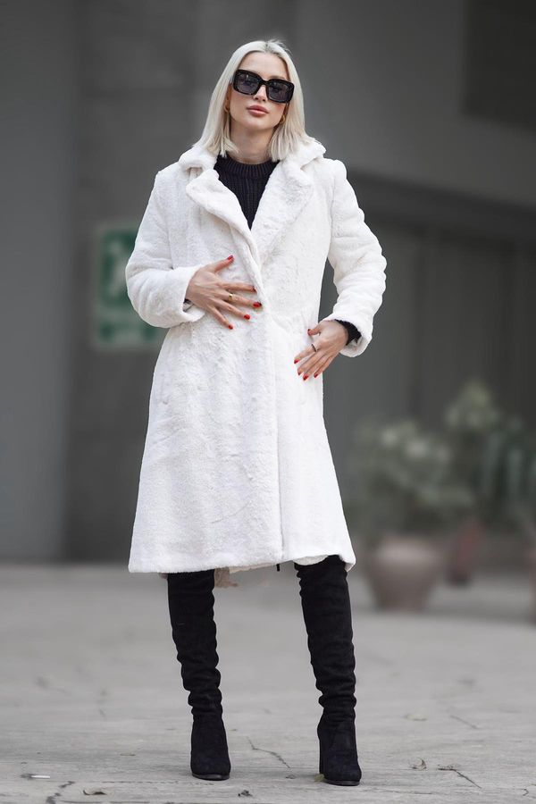 Madmext Madmext White Soft Textured Plush Coat