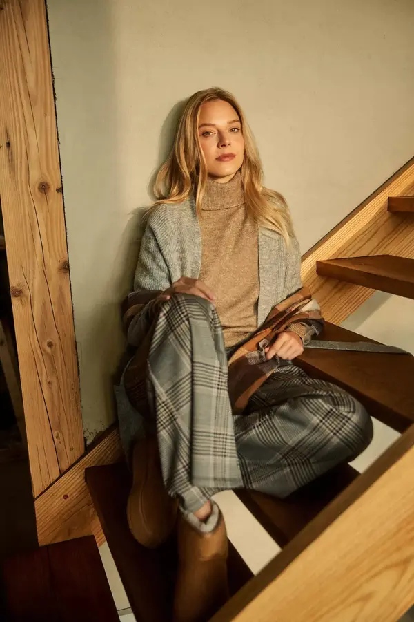 Marisse Marisse Beige Turtleneck Sweater