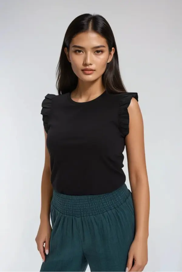 Marisse Marisse Black Blouse With Ruffles On The Shoulders