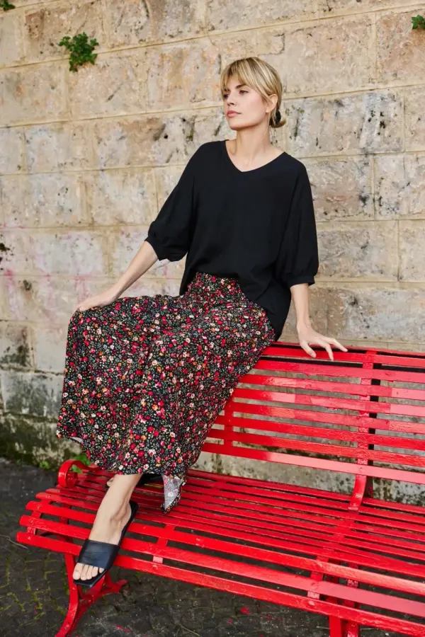 Marisse Marisse Black Floral Midi Skirt