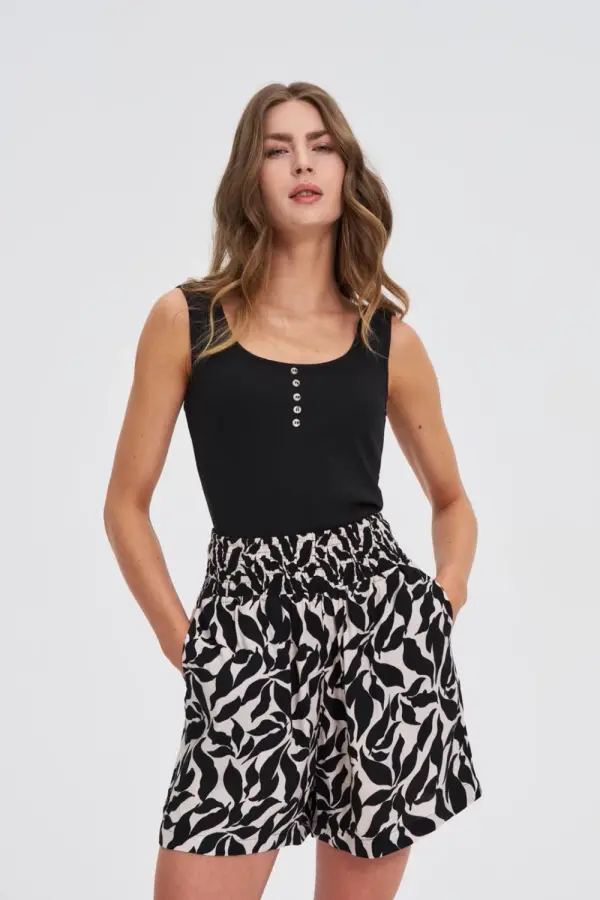 Marisse Marisse Black Ribbed Button-Up Top