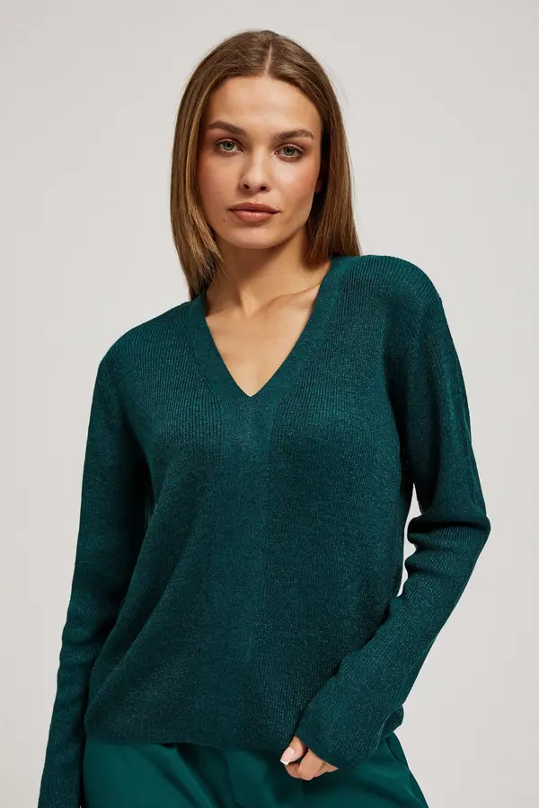 Marisse Marisse Fitted V-Neck Sweater In Emerald Green
