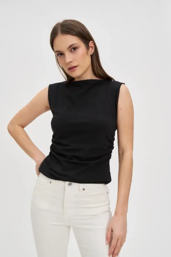 Marisse Marisse Plain Black Top