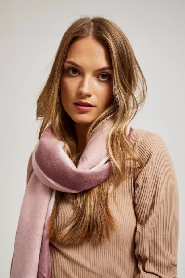 Marisse Marisse Smooth Scarf With Delicate Fringes