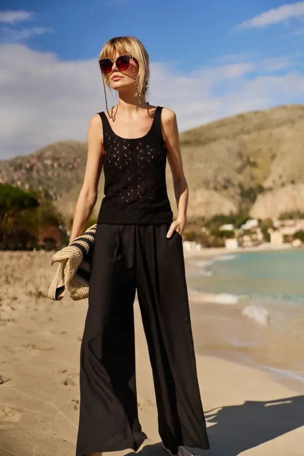 Marisse Marisse Viscose Wide-Leg Trousers, Black