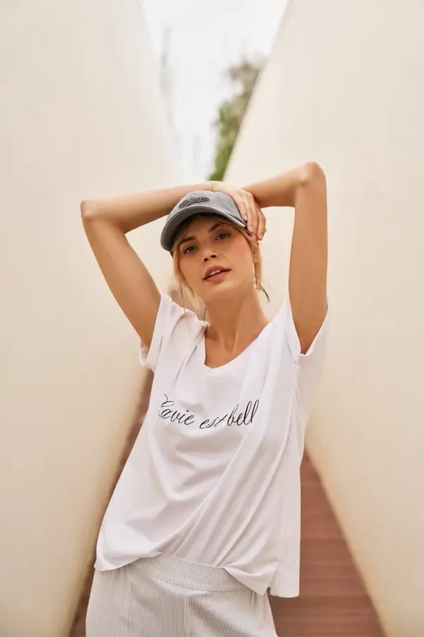 Marisse Marisse White T-Shirt With The Inscription
