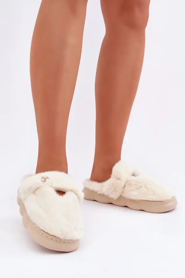 Boto marka niezdefiniowana Furry Slippers With A Small Brooch Light Beige Primaria