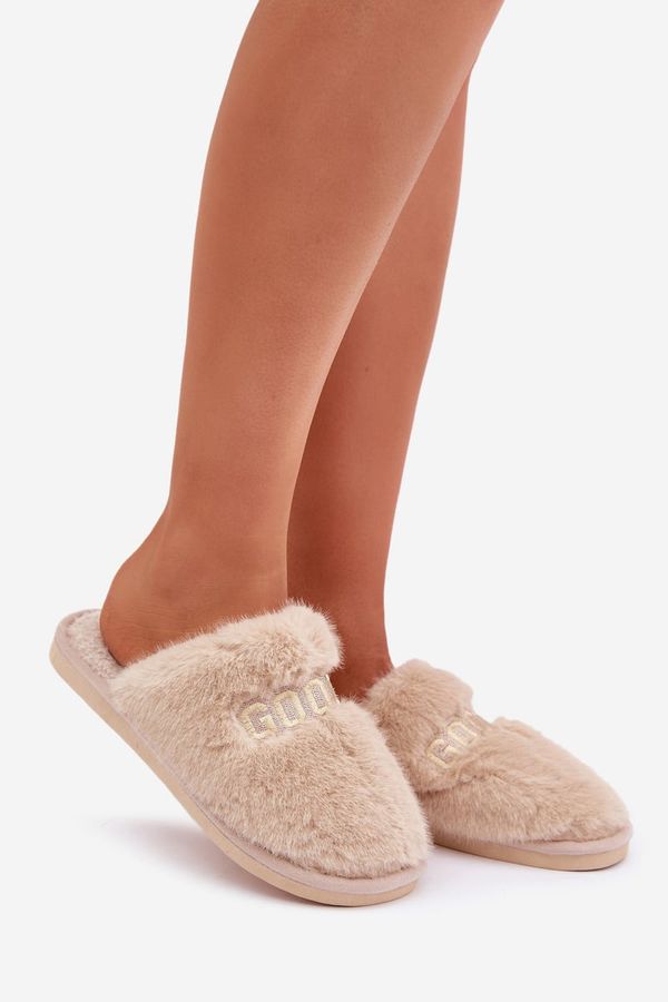 marka niezdefiniowana marka niezdefiniowana Women’s Furry Slippers With Bear And Decorative Elements Beige Innalise