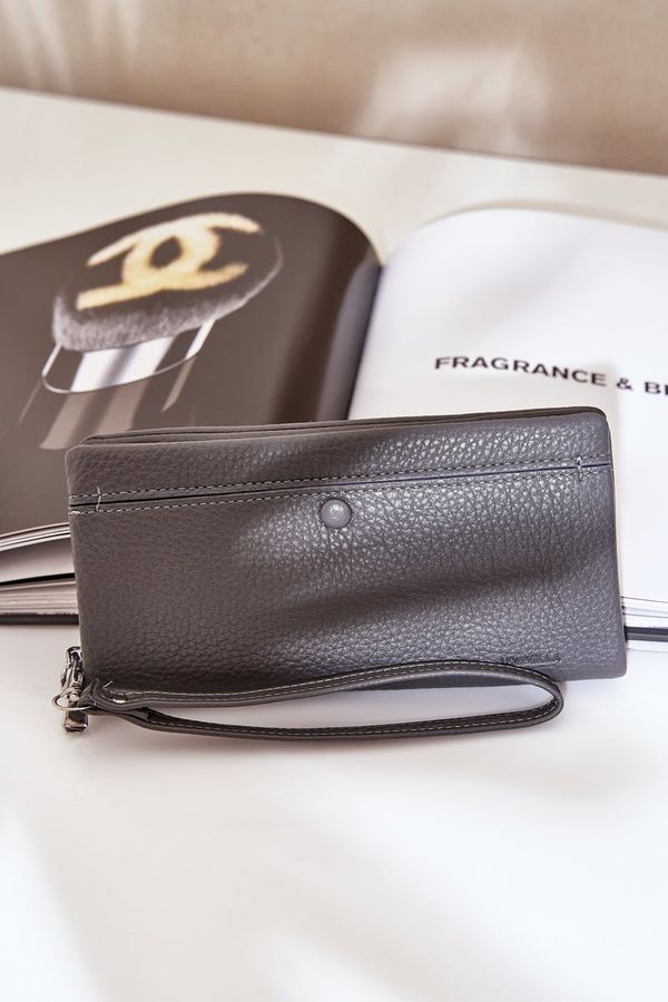 marka niezdefiniowana marka niezdefiniowana Women's Wallet With Embossing Eco Leather Gray Martiel