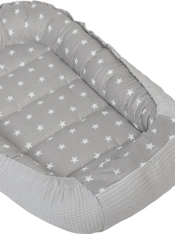 Medi Partners Medi Partners Baby cocoon/nest – Waffle – Stars + gray Waffle