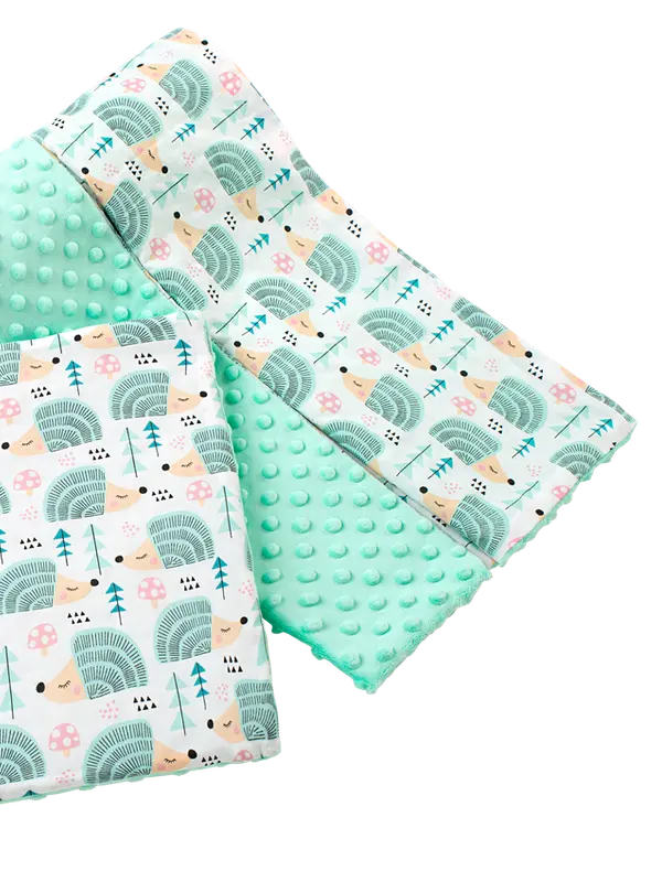 Medi Partners Medi Partners Quilt 75x100 + pillow 35x30 cotton + minky – Mint hedgehogs + minty minky