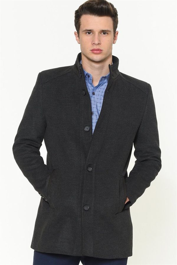 dewberry Men’s coat dewberry