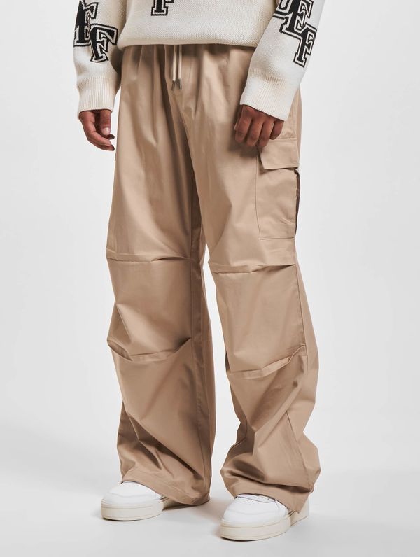 DEF Men's trousers Parachute beige