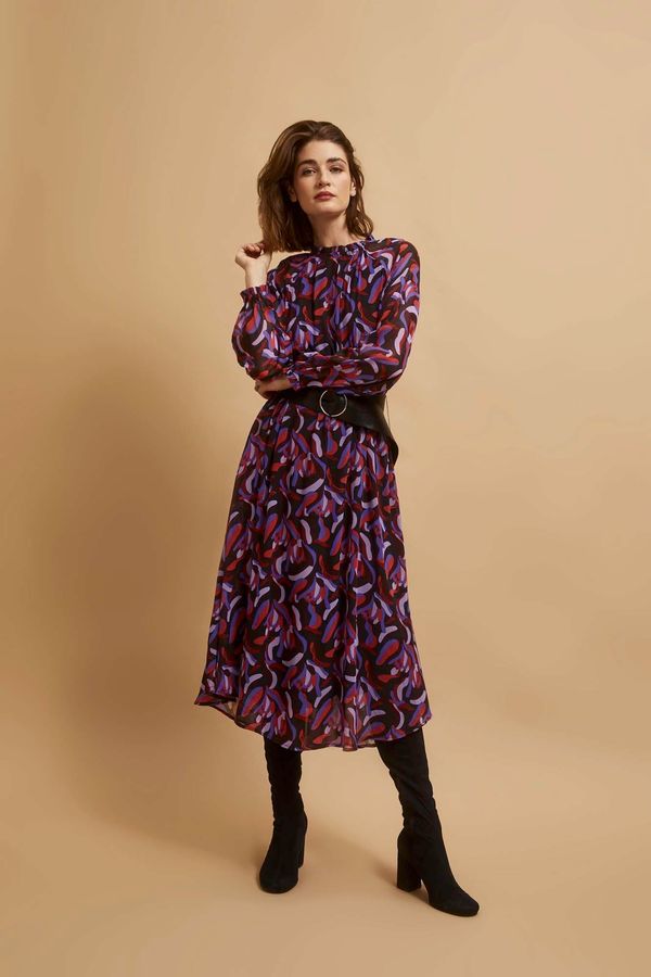 Moodo Midi dress with belt