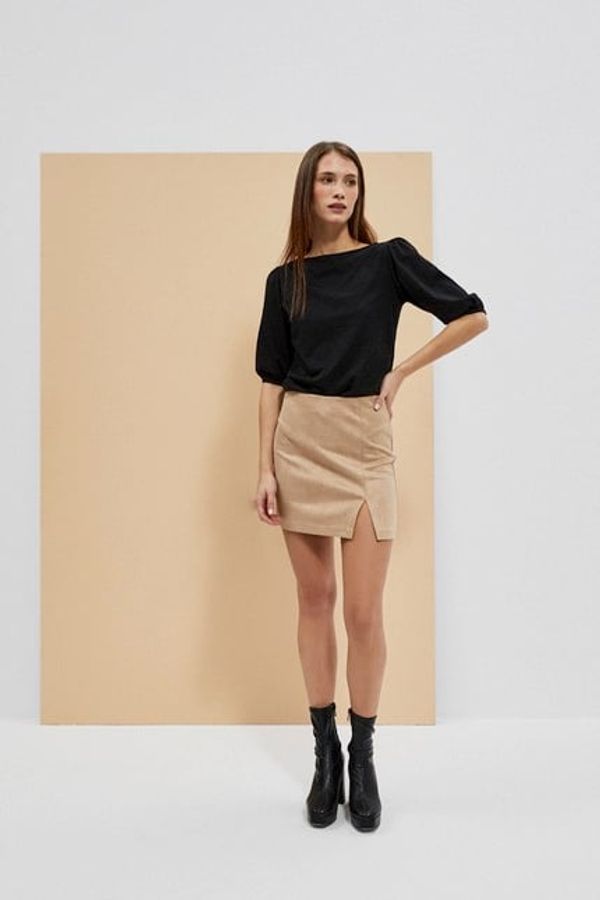 Moodo Mini skirt with slit