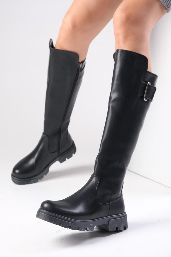 Mio Gusto Mio Gusto Black Color Side Zippered Women's Thick Soled Boots